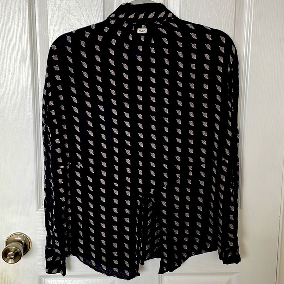 RVCA Women’s blouse - Picture 2 of 3